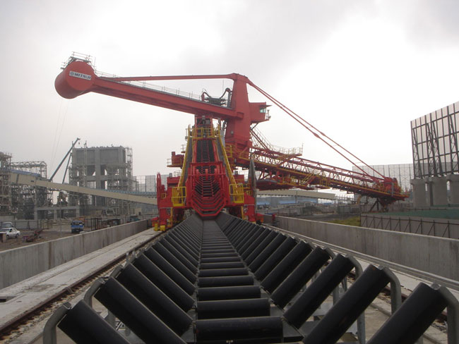 剖析国内外带式输送机的市场形势