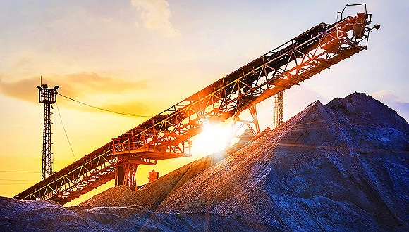 中国需求刺激国际铁矿石价格突破70美元