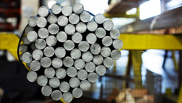 中国今年钢铁企业整体盈利或超400亿